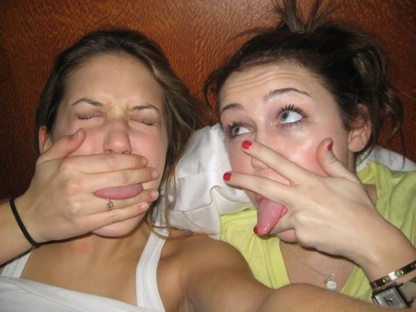 miley cyrus nip slip camera crew